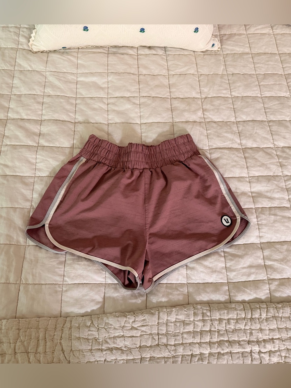 Vuori shorts with piping small